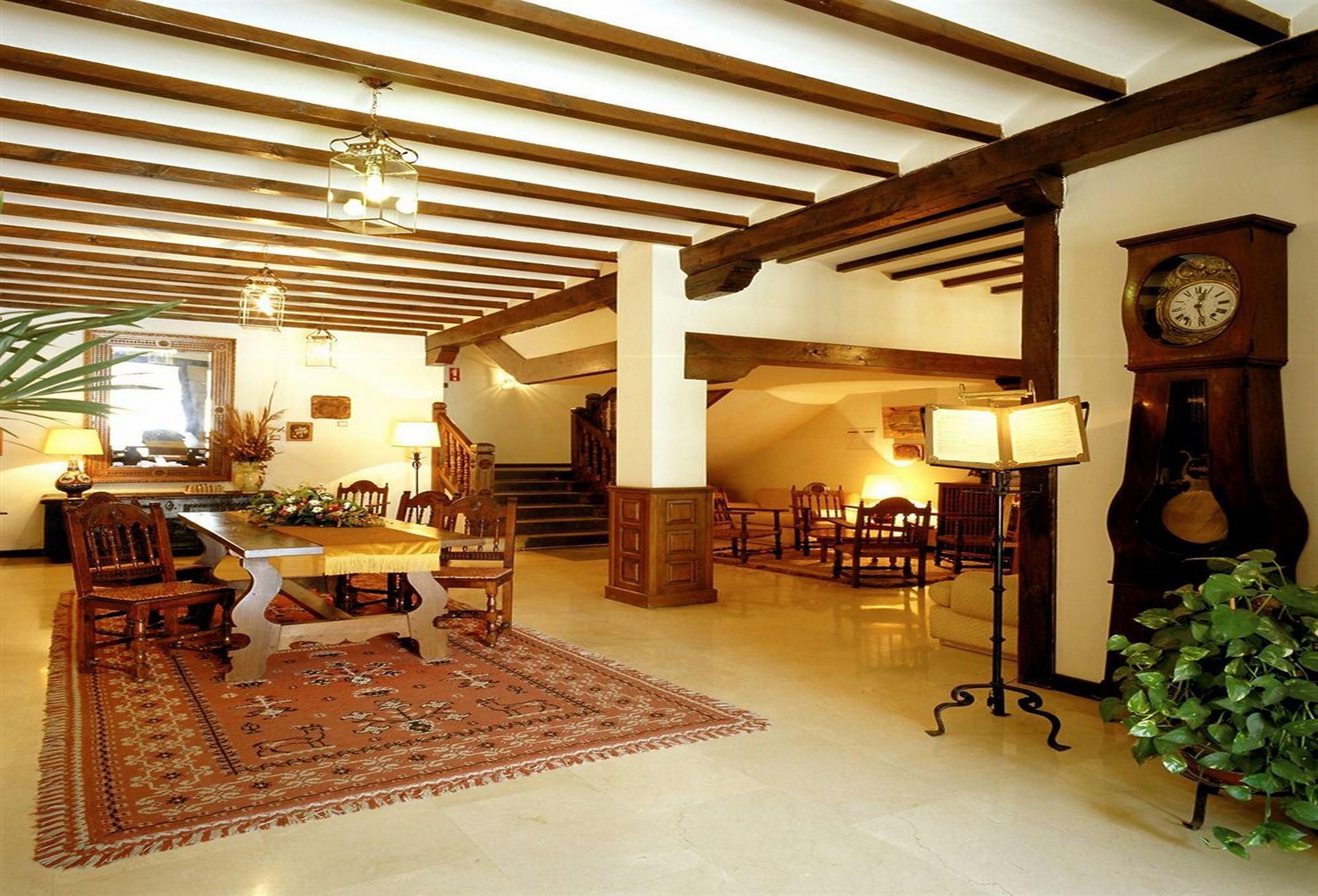 Parador De Santillana Del Mar Luaran gambar
