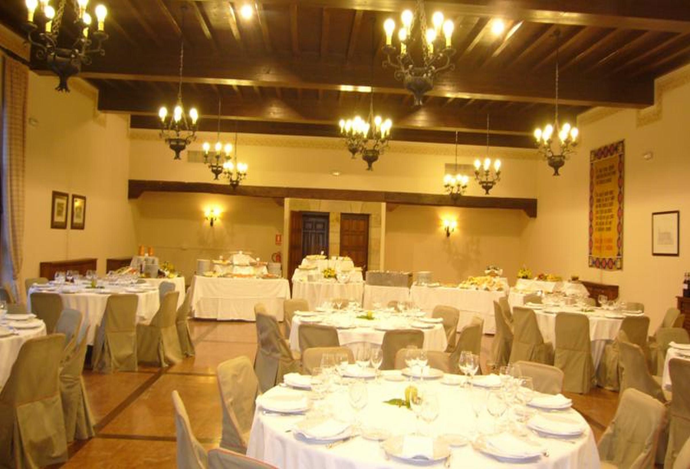 Parador De Santillana Del Mar Luaran gambar