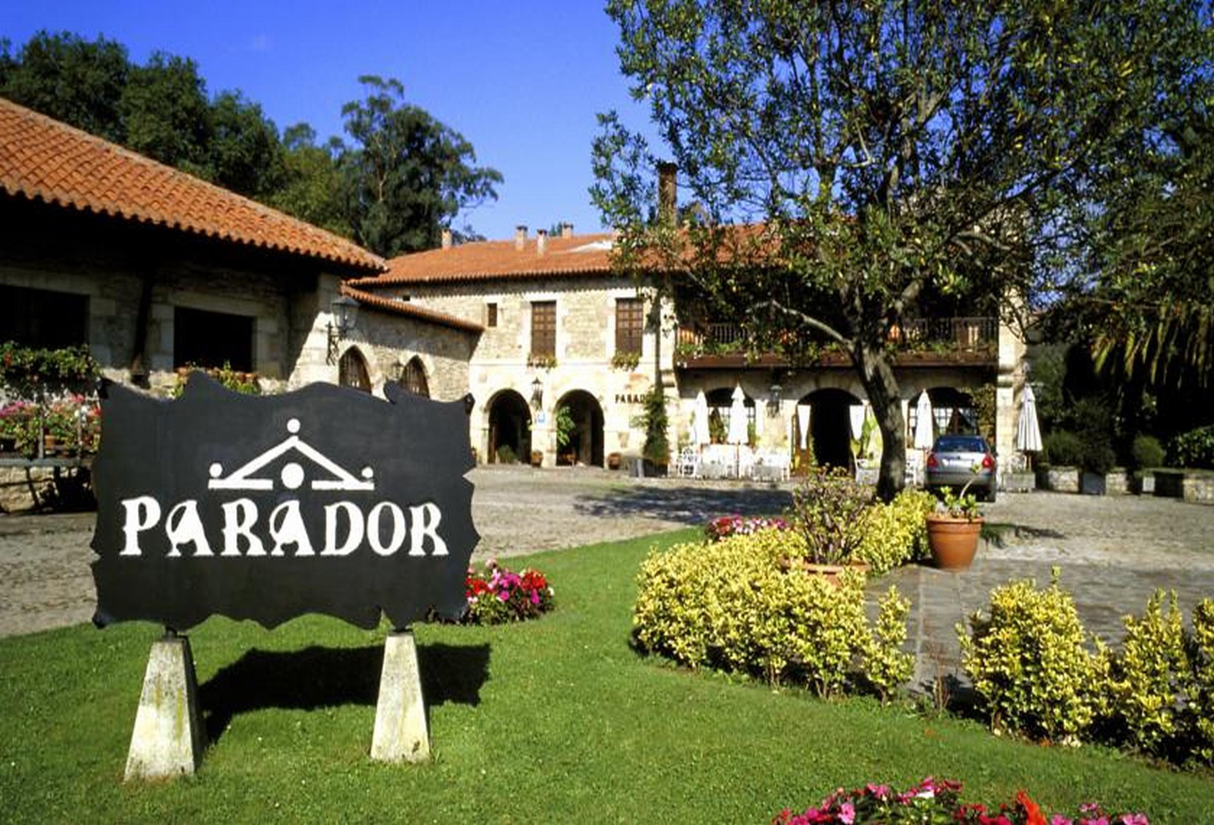Parador De Santillana Del Mar Luaran gambar