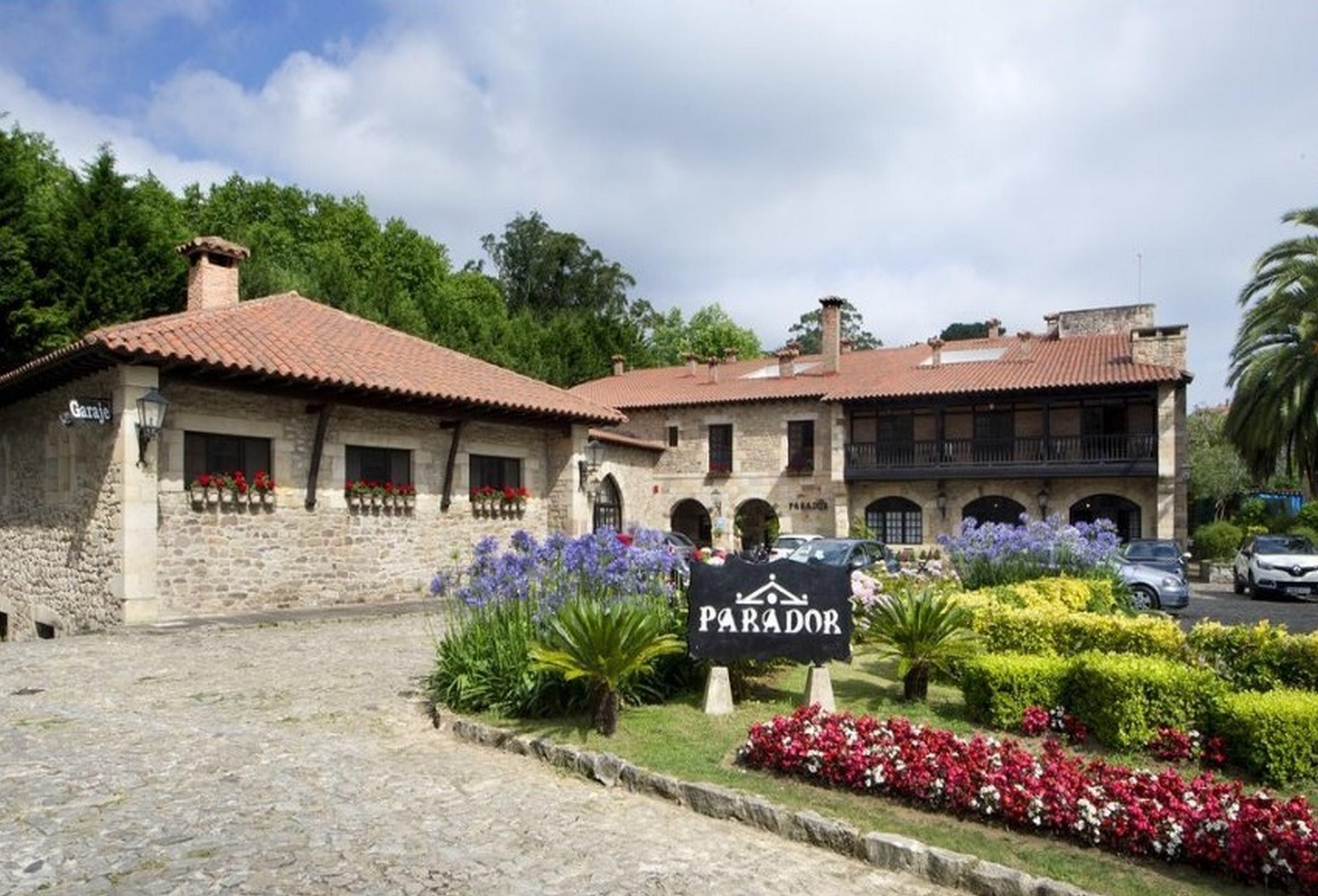 Parador De Santillana Del Mar Luaran gambar